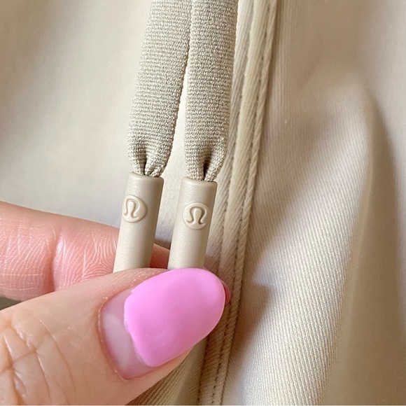 Lululemon Stretch High Rise Short 3.5" Trench - Picture 9 of 10